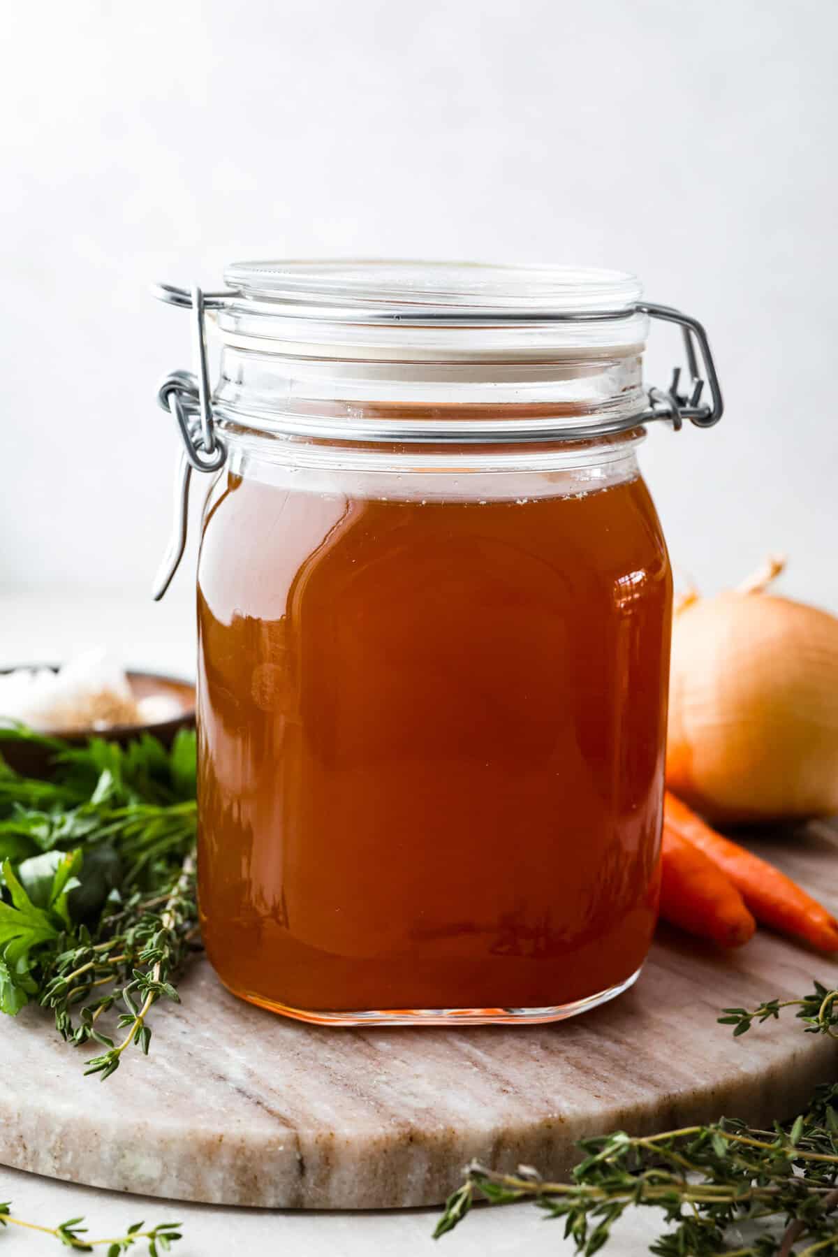 Unlock Pure Flavor: Your Guide to Wholesome Homemade Bone Broth
